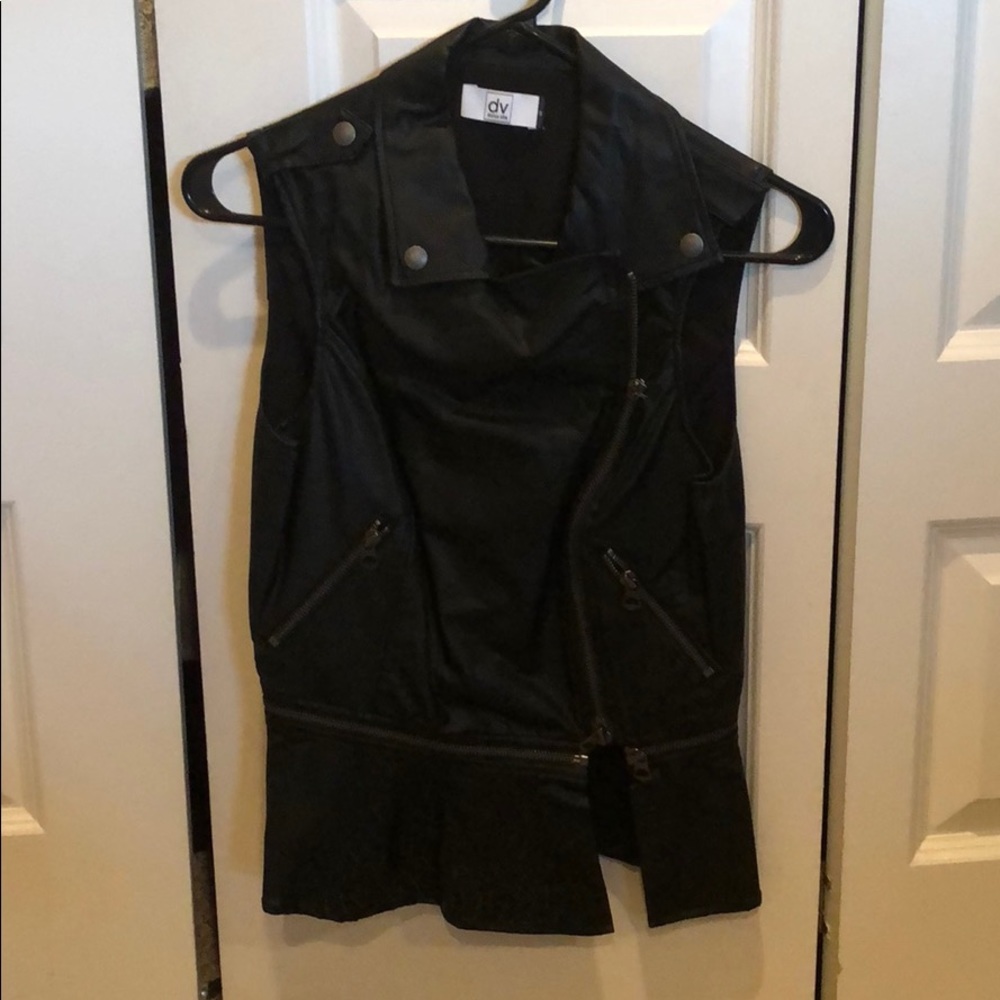 Dolce Vita Vest